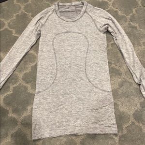 Lululemon long sleeve fitted